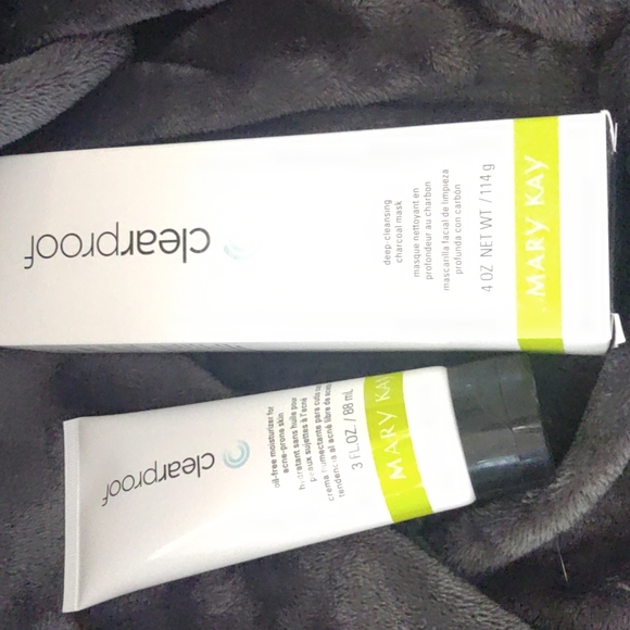 Mary Kay - Picture 1 of 1